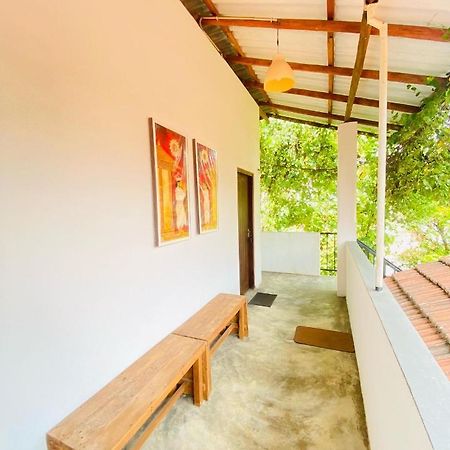 Coconut Reach Hotel Mirissa Ngoại thất bức ảnh