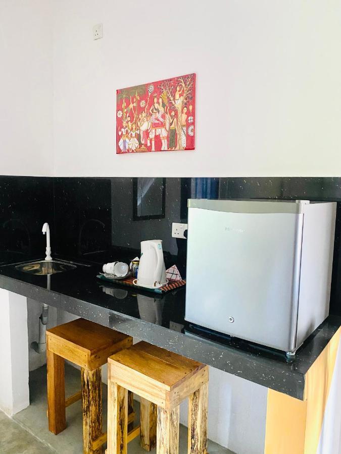 Coconut Reach Hotel Mirissa Ngoại thất bức ảnh