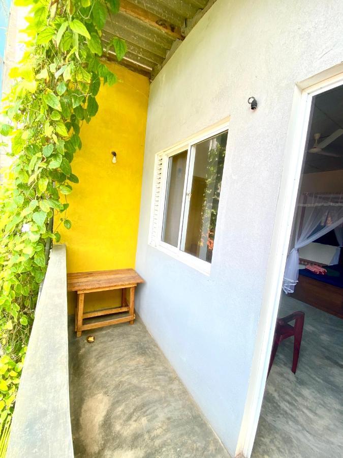 Coconut Reach Hotel Mirissa Ngoại thất bức ảnh
