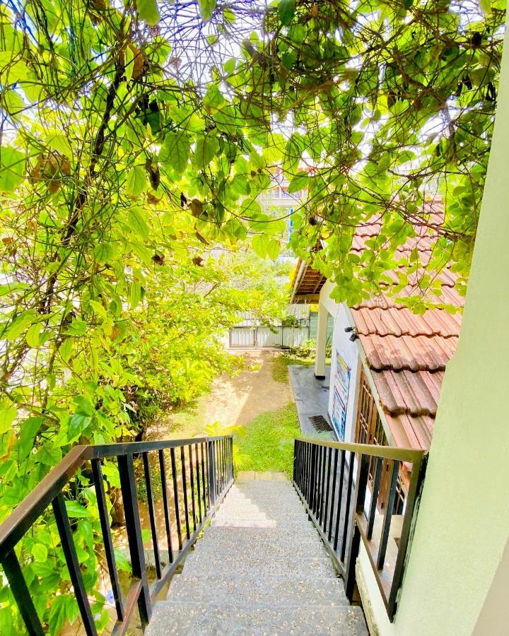 Coconut Reach Hotel Mirissa Ngoại thất bức ảnh