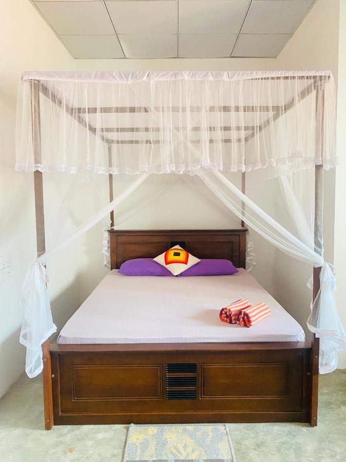 Coconut Reach Hotel Mirissa Ngoại thất bức ảnh