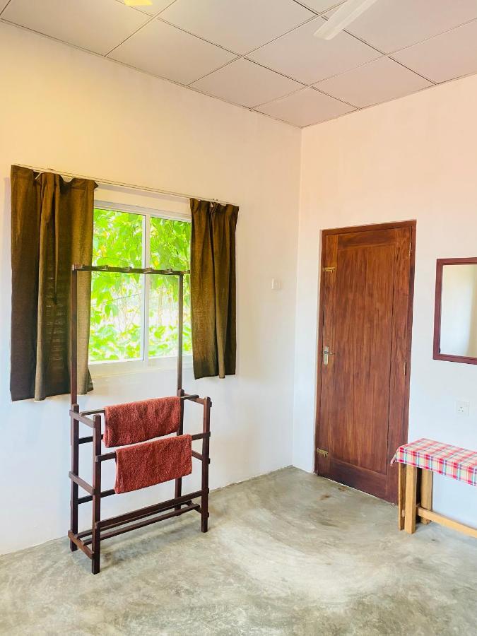 Coconut Reach Hotel Mirissa Ngoại thất bức ảnh