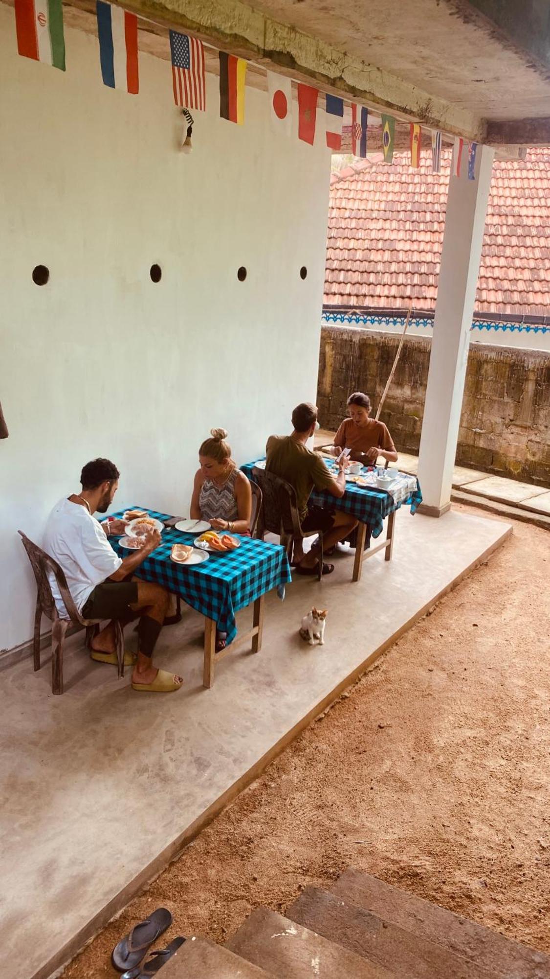 Coconut Reach Hotel Mirissa Ngoại thất bức ảnh