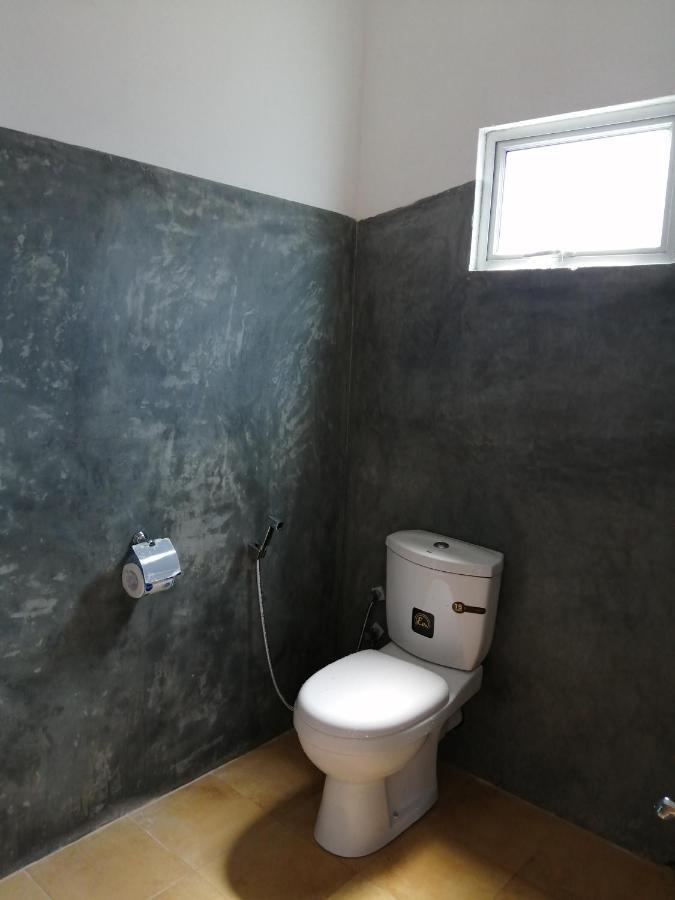 Coconut Reach Hotel Mirissa Ngoại thất bức ảnh