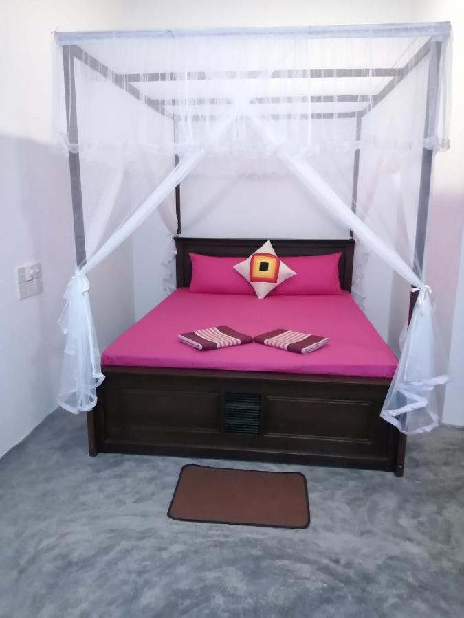 Coconut Reach Hotel Mirissa Ngoại thất bức ảnh